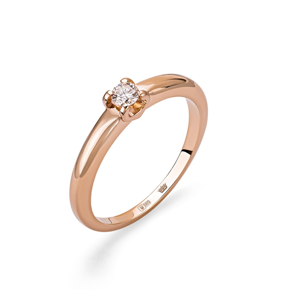 золотое кольцо с бриллиантом