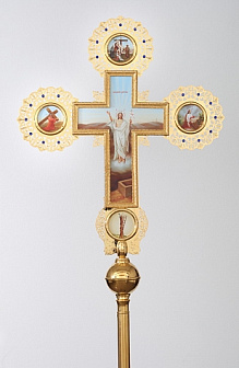 Крест-икона № 40 запрестольная выпиловка гравировка фото на пластике золочение камни