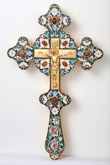 Крест напрестольный фигурный литьевое распятие, роспись / золочение Крест напрестольный фигурный литьевое распятие, роспись / золочение