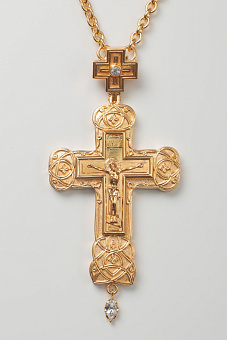 Крест наперсный № 135 литьевое распятие /золочение/ малый Крест наперсный № 135 литьевое распятие /золочение/ малый