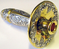 Подсвечник ручной чеканный / золочение / серебро (УИН) Подсвечник ручной чеканный / золочение / серебро (УИН)