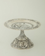 Дискос с поддискосником ручная гравировка, чеканка / ф240мм-потир 1, 0лколос / серебро (УИН) Дискос с поддискосником ручная гравировка, чеканка / ф240мм-потир 1, 0лколос / серебро (УИН)