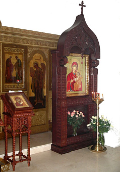 Киот напольный ''Бари'' Киот напольный ''Бари''