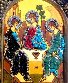 Икона Святая Троица, нефрит коралл гранат бирюза