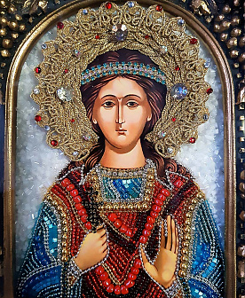 Икона Святая Мученица Христина Персидская, натуральные камни коралл гранат