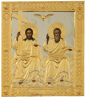 Икона живописная Святой Троицы 30х40, масло, риза №22, золочение Икона живописная Святой Троицы 30х40, масло, риза №22, золочение