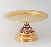 Дискос с поддискосником / ф280мм-конус потира 1, 5л / филигрань, эмаль, ручная гравировка / золочение Дискос с поддискосником / ф280мм-конус потира 1, 5л / филигрань, эмаль, ручная гравировка / золочение