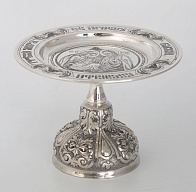 Дискос с поддискосником ручная гравировка, чеканка / ф180мм-потир 0, 3л№8 / серебро (УИН) Дискос с поддискосником ручная гравировка, чеканка / ф180мм-потир 0, 3л№8 / серебро (УИН)